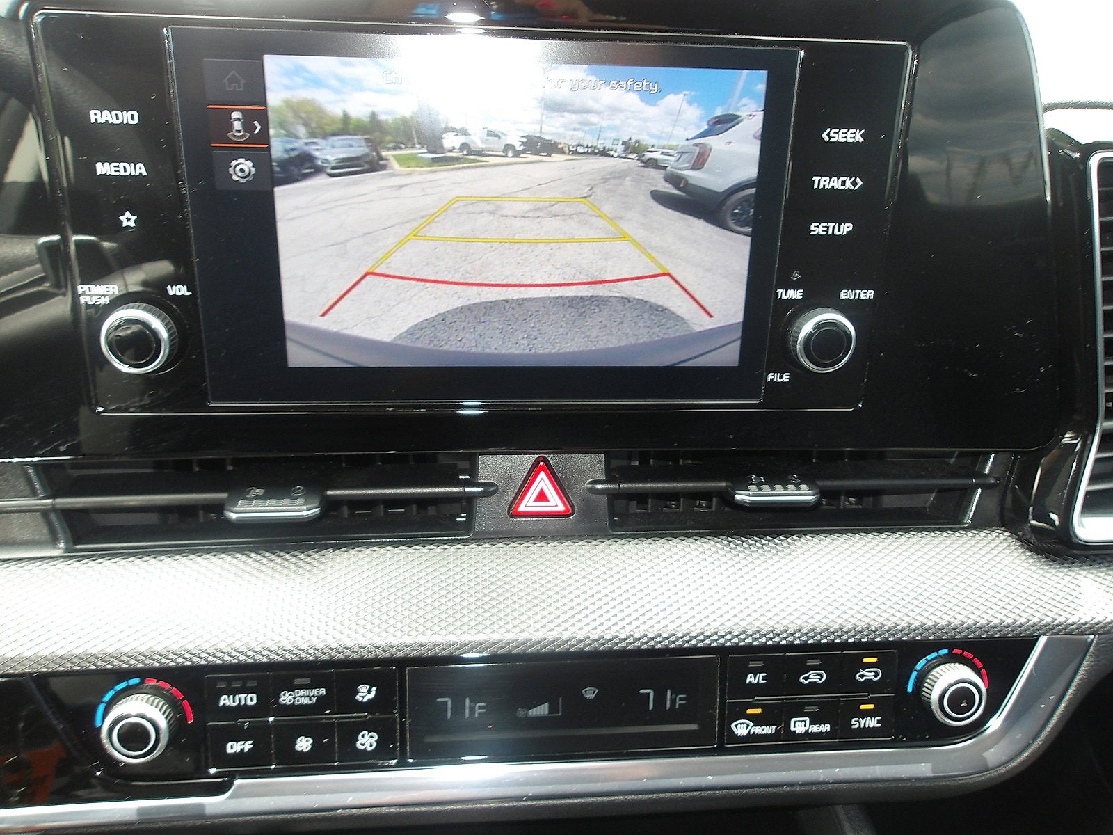 2023 Kia Sportage Hybrid LX