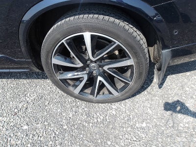 2019 Volvo XC90 Momentum