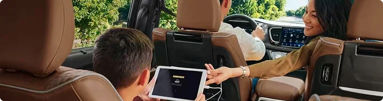 2026 Chrysler Pacifica safety ratings compared with the 2026 Toyota Sienna
