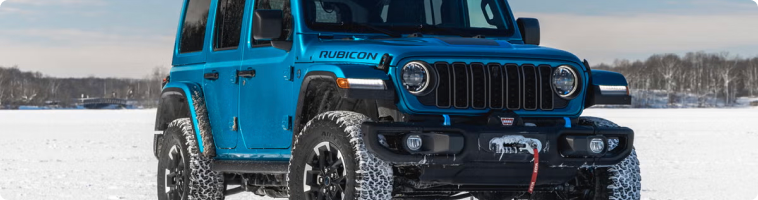 2026 Jeep Wrangler engine lineup compared with the Ford Bronco powertrain
