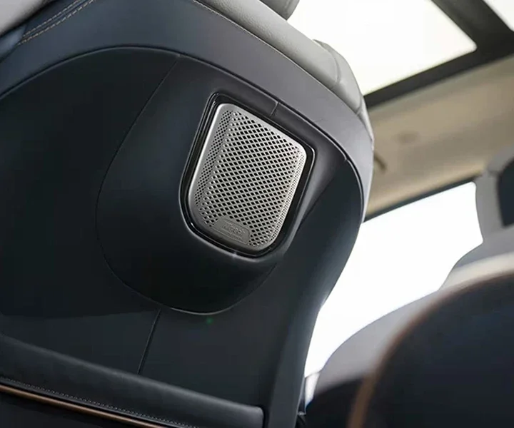 RAM 1500 Tungsten cabin audio experience with 23 Klipsch speakers and 1,228 watts